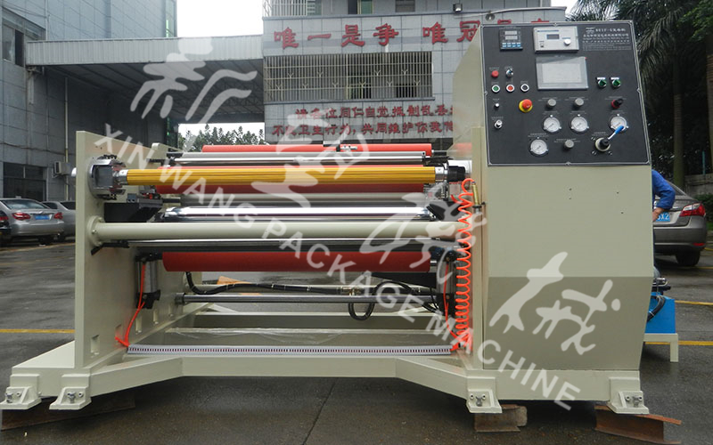801F-b 離型膜高速復(fù)卷機(jī)-1